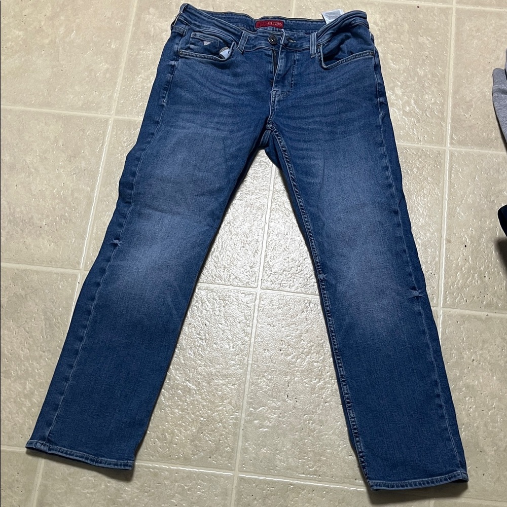 Guess Men's Classic Indigo Straight Jeans